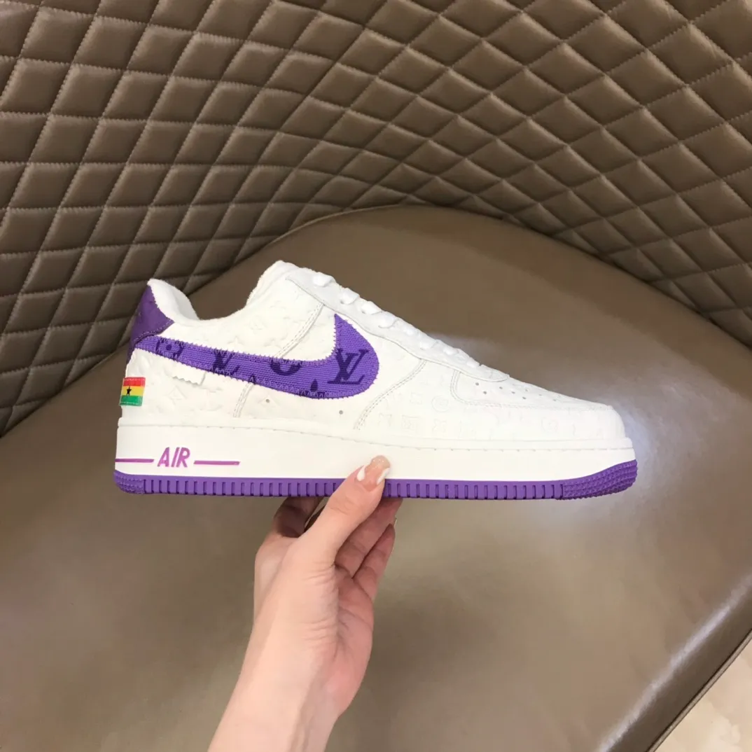 Men's shoes 💰p420 "*OUIS *UITTO*" x OFF-WHITE x Nike tripartite collaboration! Trendy and cool men's casual sports shoes with unrivaled color matching. The design idea basically continues the style of THE TEN. The Swoosh line and tongue label have a very familiar visual effect and are both fashionable and trendy! A must-have for fashionistas! The effect on your feet is absolutely stunning! (The original drawer packaging accessories are complete) Code number 38-45